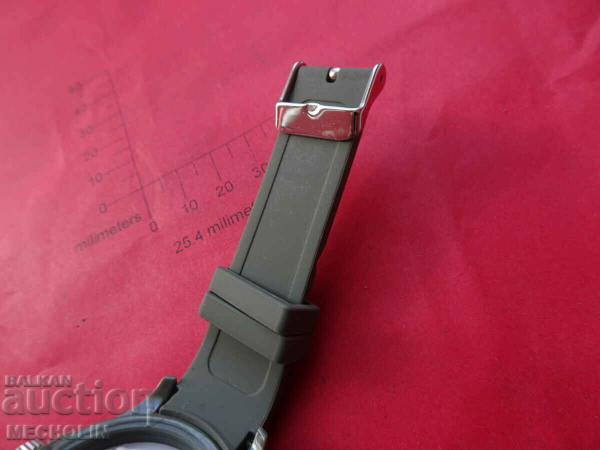 QUARTZ WATCH 5 - 6 QUARTZ WATCH 5 - 6