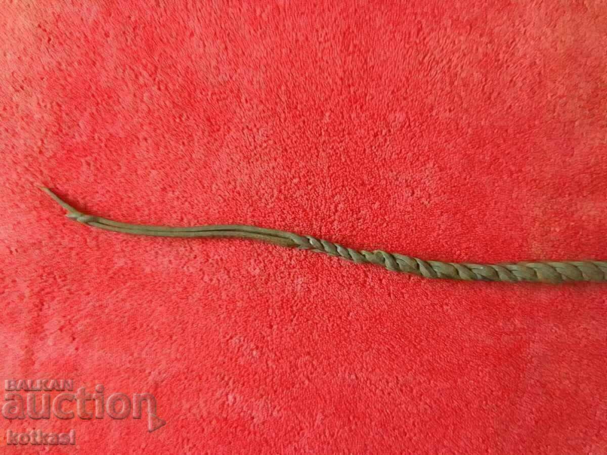 Bici vechi din piele împletită - 6