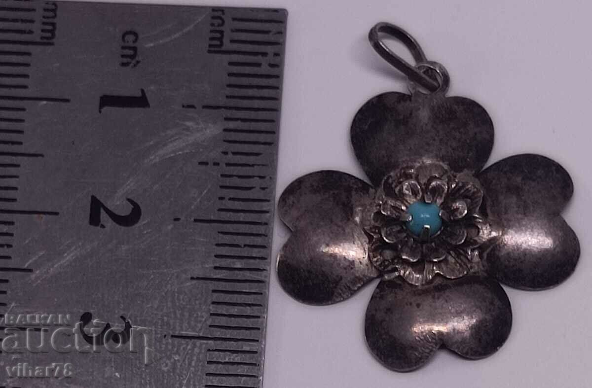 Licitație Pandantiv din argint vechi Licitație Pandantiv din argint vechi