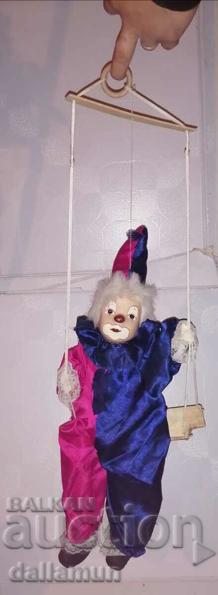 стара кукла на люлка 40 см