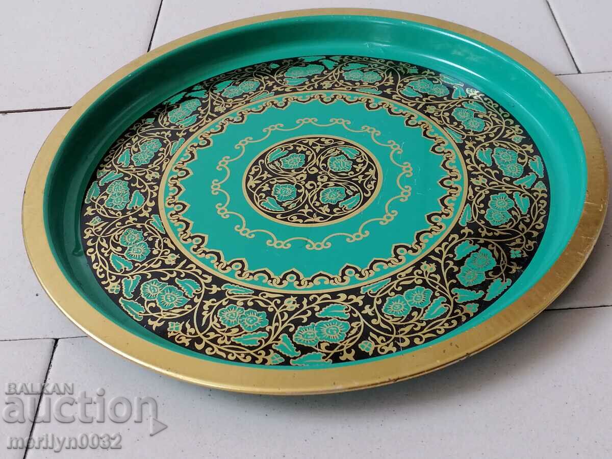 Old casserole tray, service with price 34.00 BGN | € 17.38 Old casserole tray, service with price 34.00 BGN | € 17.38