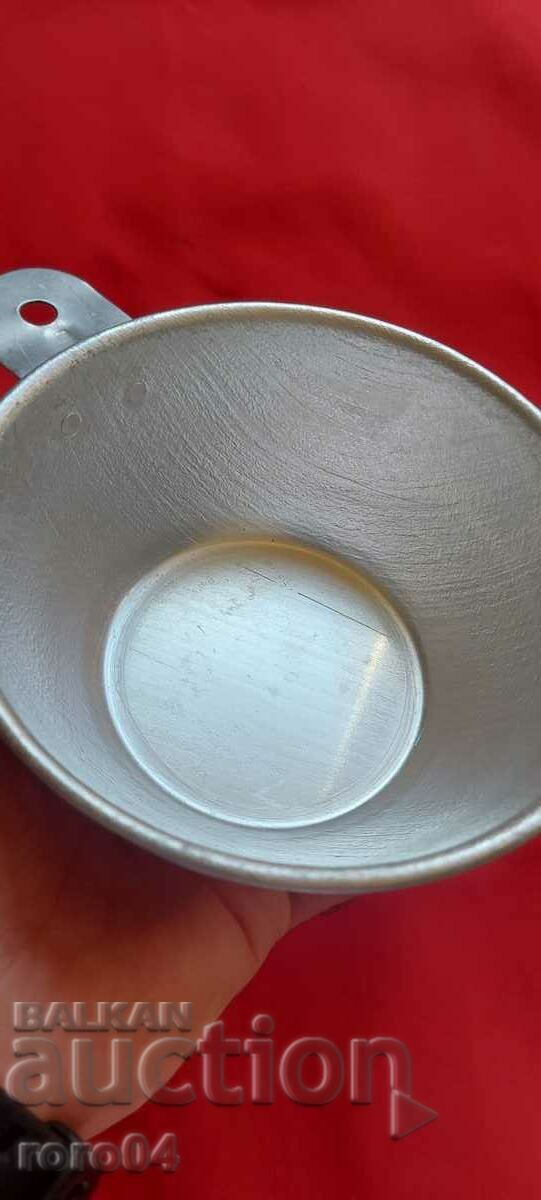 ALUMINUM HIKING POOL - NEW - 7 ALUMINUM HIKING POOL - NEW - 7