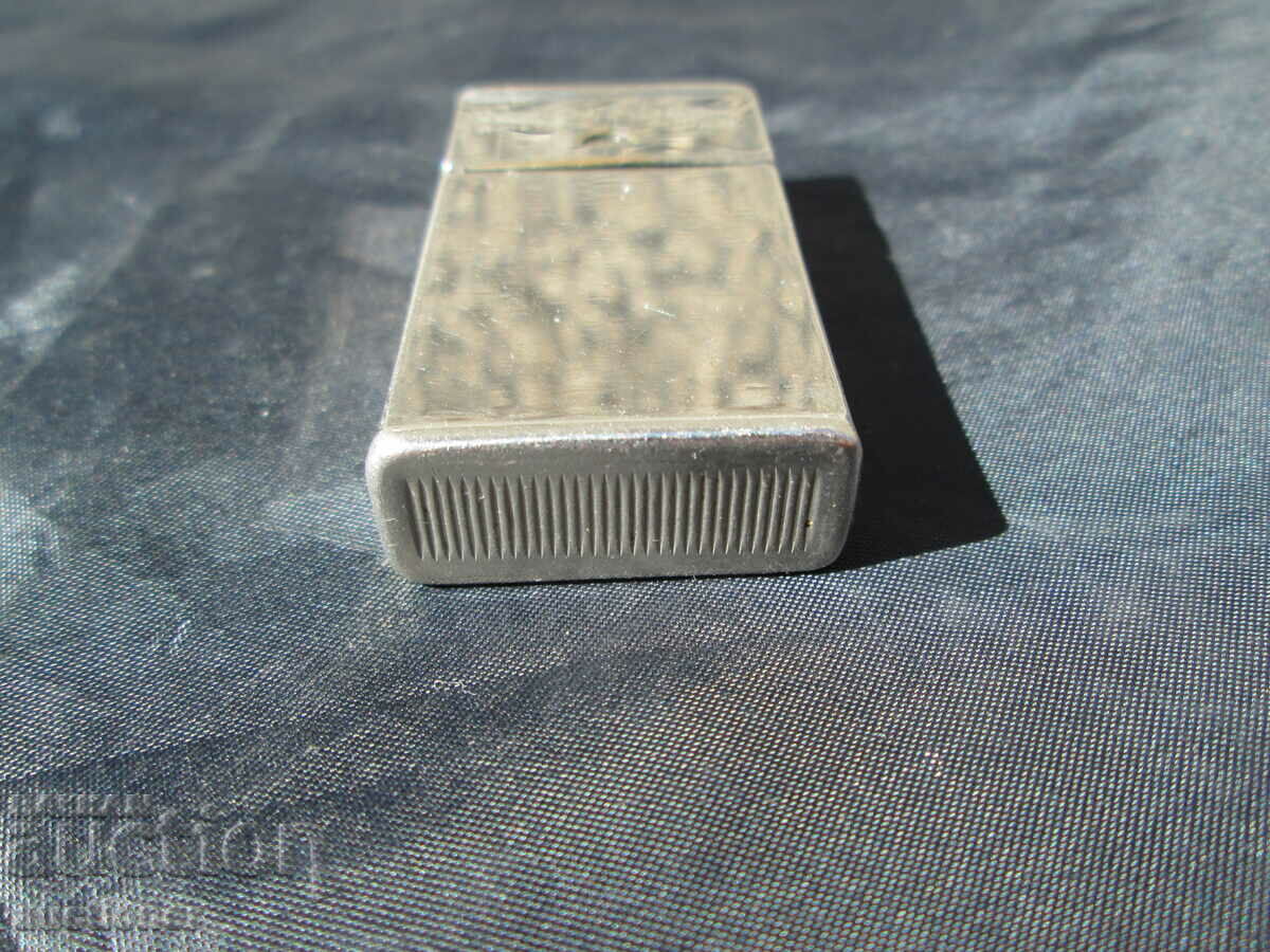 Delivery of ANTIQUE SILVER PLATED GILLETTE RAZOR CASE Delivery of ANTIQUE SILVER PLATED GILLETTE RAZOR CASE