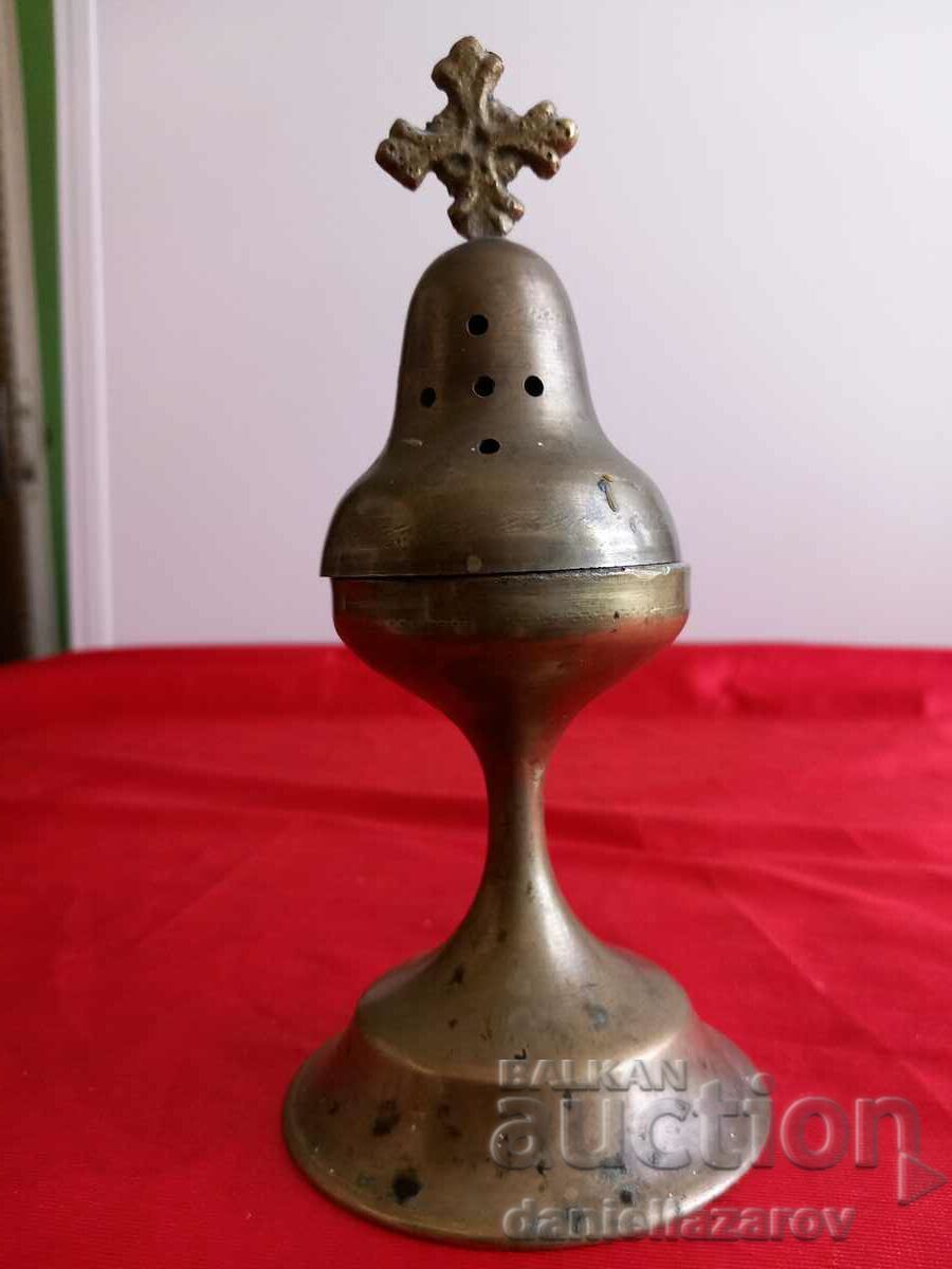 Old Bronze Table Lamp, Censer with price 45.00 BGN | € 23.01 Old Bronze Table Lamp, Censer with price 45.00 BGN | € 23.01