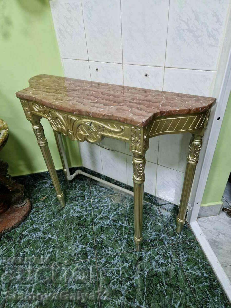 Παράδοση Ένα υπέροχο ξύλινο τραπέζι κονσόλα αντίκα με μαρμάρινο τοπ Παράδοση Ένα υπέροχο ξύλινο τραπέζι κονσόλα αντίκα με μαρμάρινο τοπ