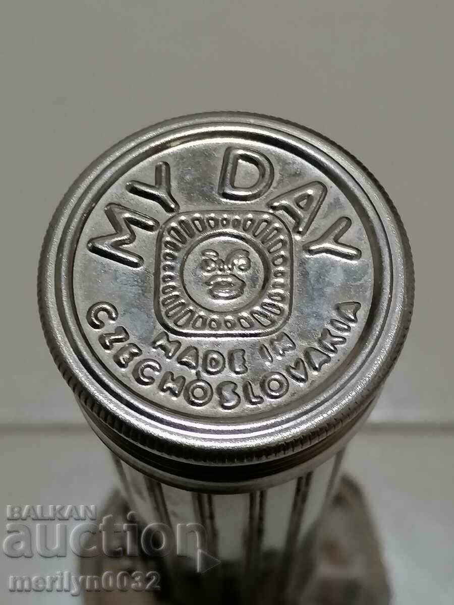 Czech searchlight lantern flashlight lamp from the time of the soca - 7 Czech searchlight lantern flashlight lamp from the time of the soca - 7