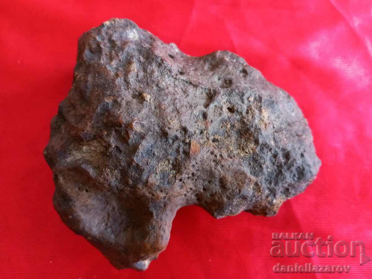 Auction A large METEORITE Auction A large METEORITE