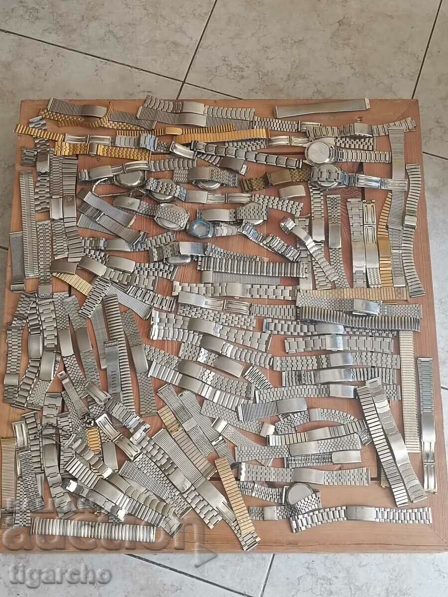 Стари верижки от ръчни часовници с цена 120.00 лв. | € 61.36 Стари верижки от ръчни часовници с цена 120.00 лв. | € 61.36