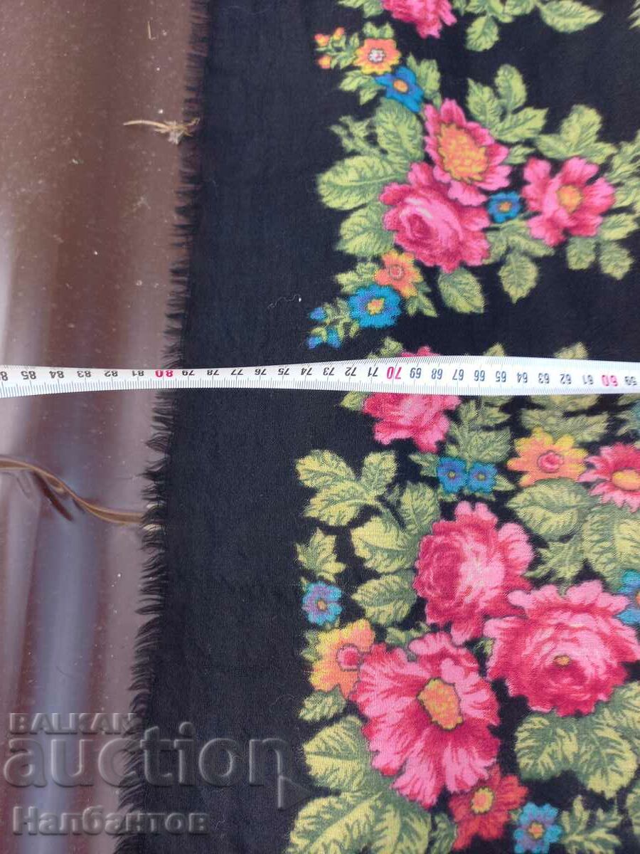 Delivery of OLD HEAD TOWEL SCARF WEAR Delivery of OLD HEAD TOWEL SCARF WEAR