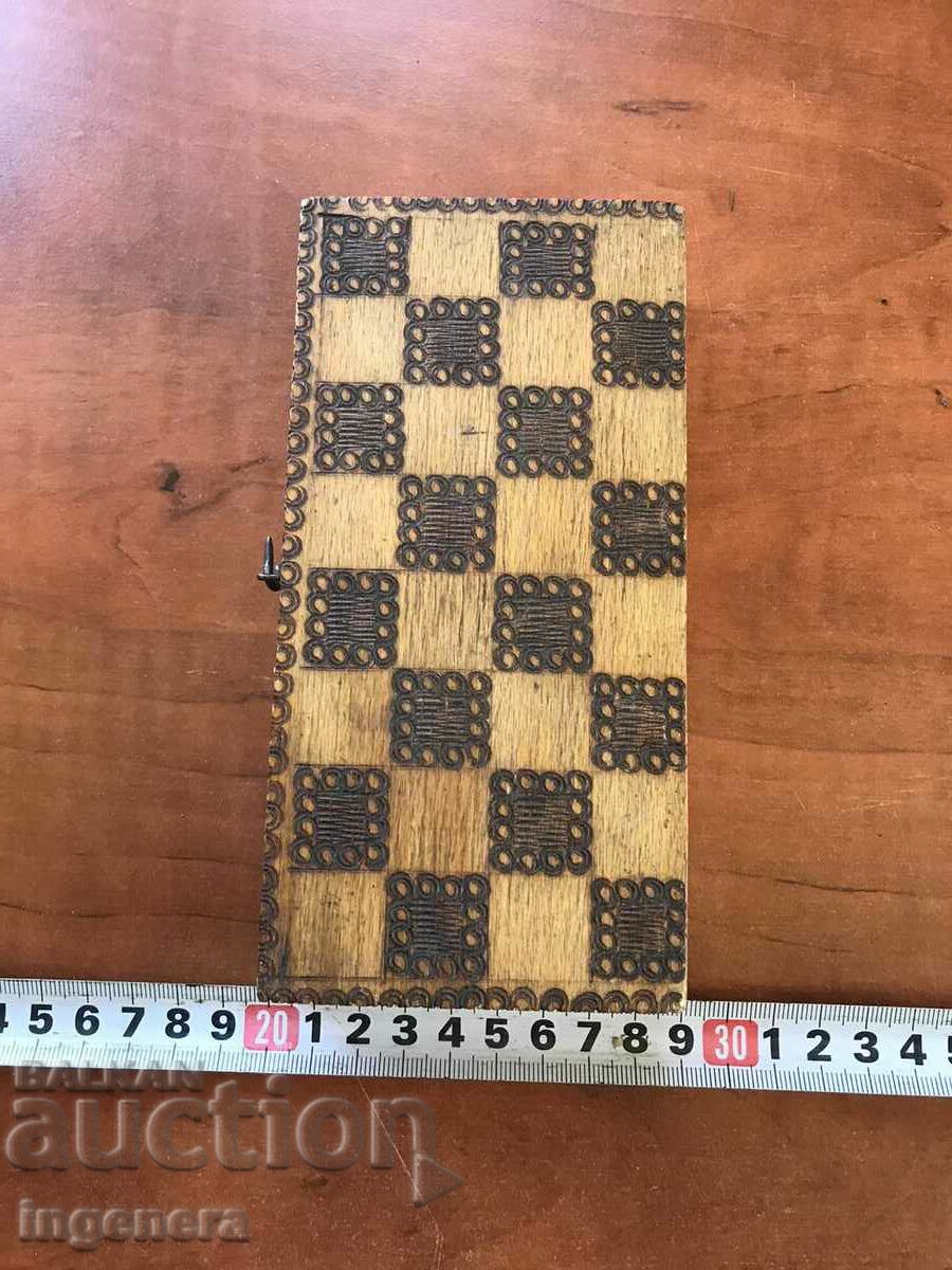 CHESS BOX WOOD PYROGRAPH ANTIQUE GAME