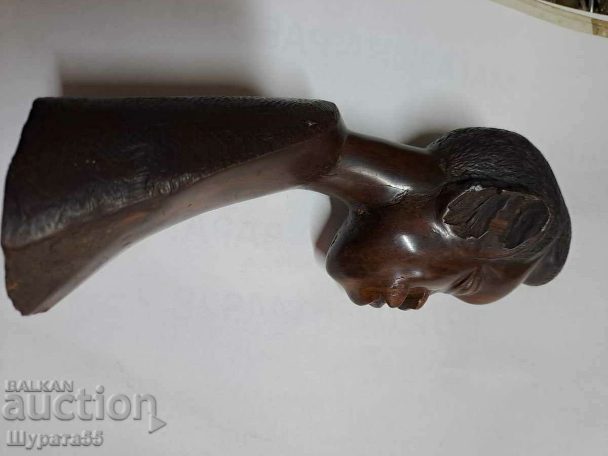 Auction Statuette ebony 19cm. 6.5 cm. Auction Statuette ebony 19cm. 6.5 cm.