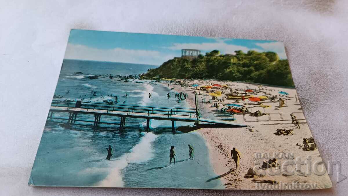 Carte poștală Prietenia pe plajă 1960
