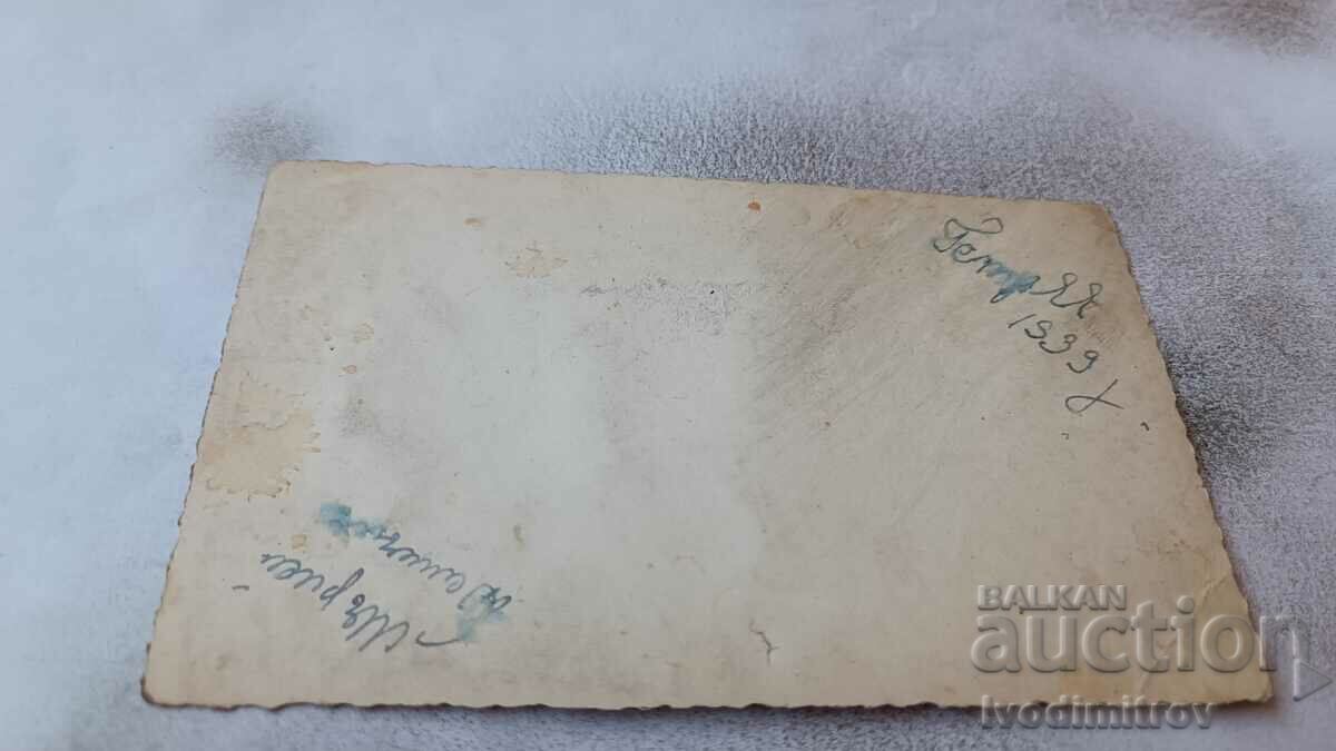 Postcard Shirley Temple 1939 with price 2.65 BGN | € 1.35 Postcard Shirley Temple 1939 with price 2.65 BGN | € 1.35