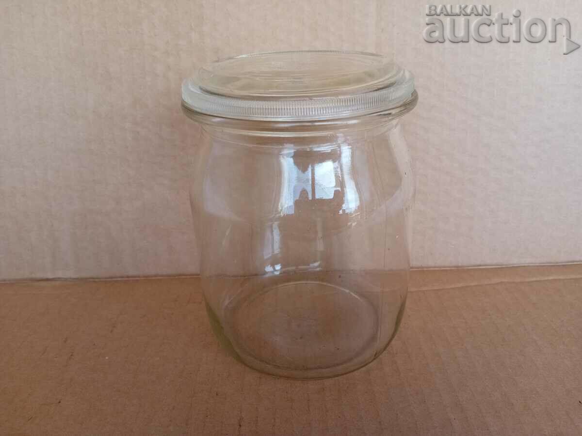 Auction Old 1930s glass jar of candy gum sweets Auction Old 1930s glass jar of candy gum sweets