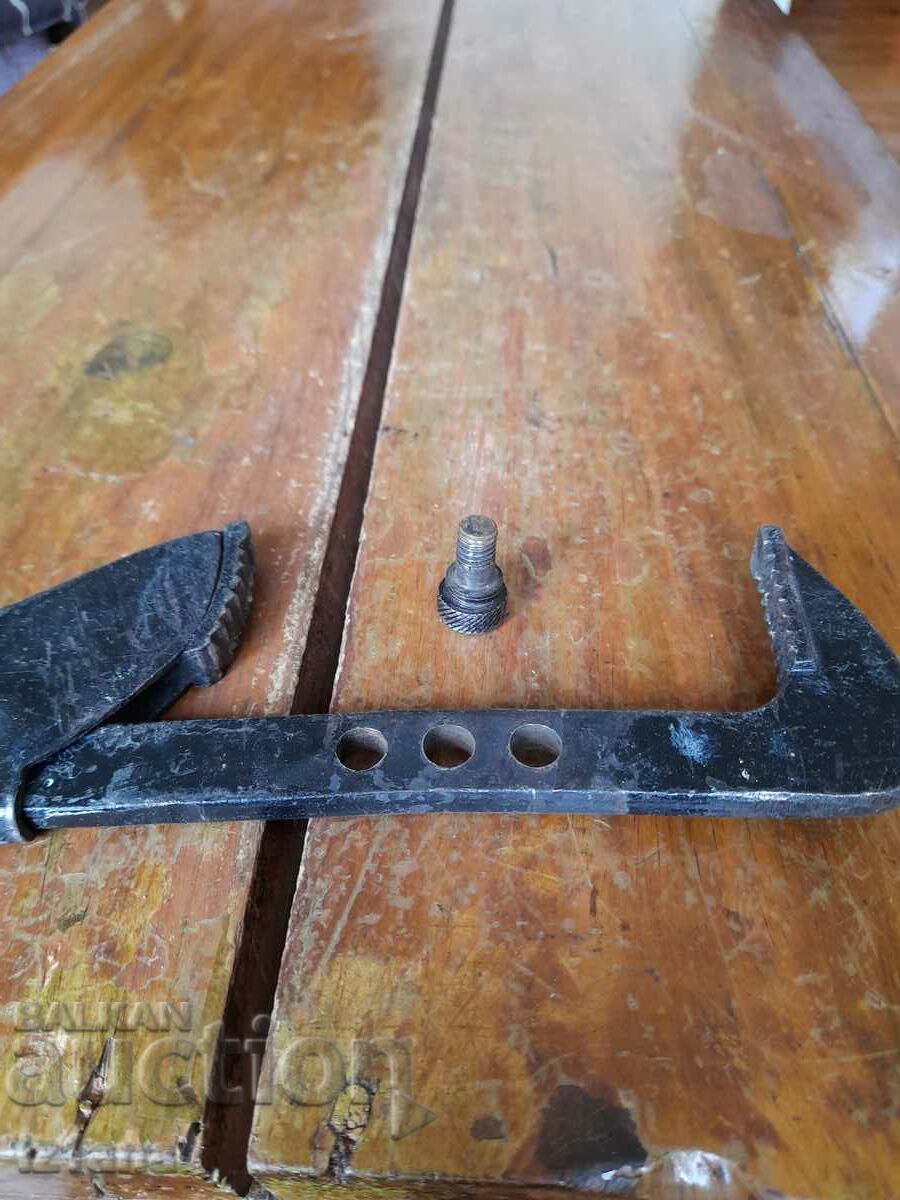 Old plumbing switch - 6 Old plumbing switch - 6