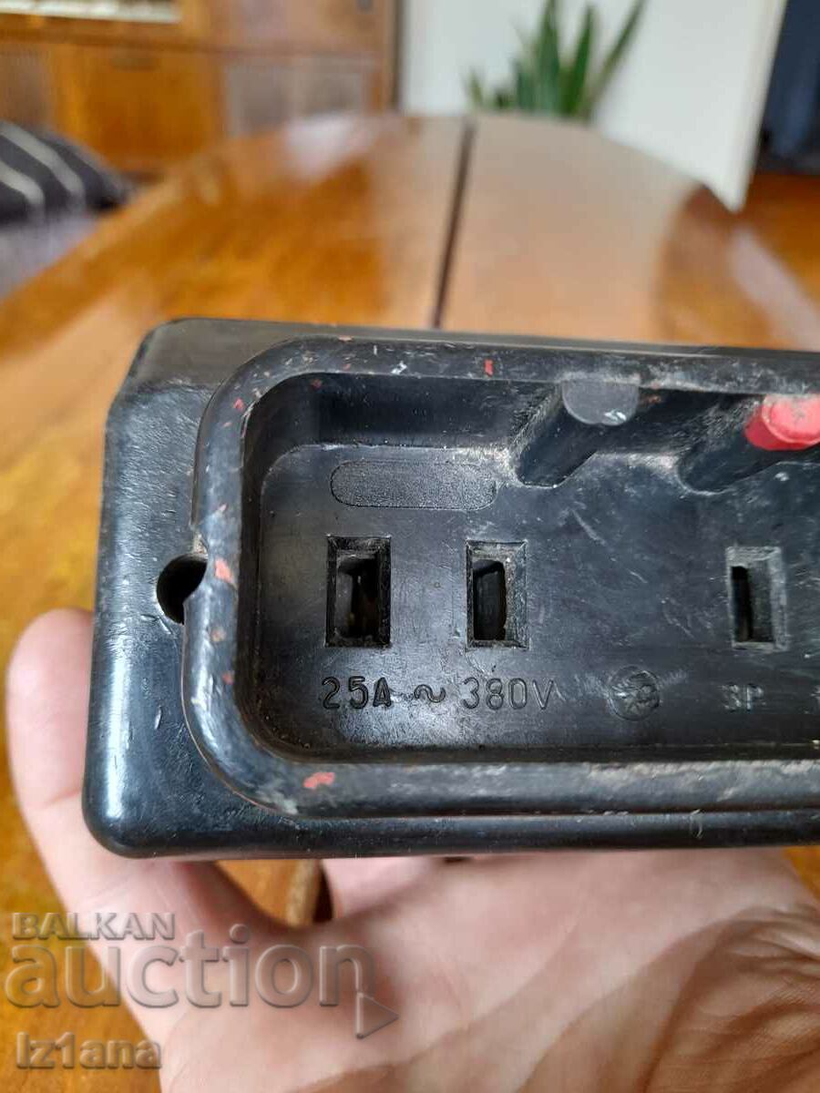 Auction Old three-phase socket Auction Old three-phase socket