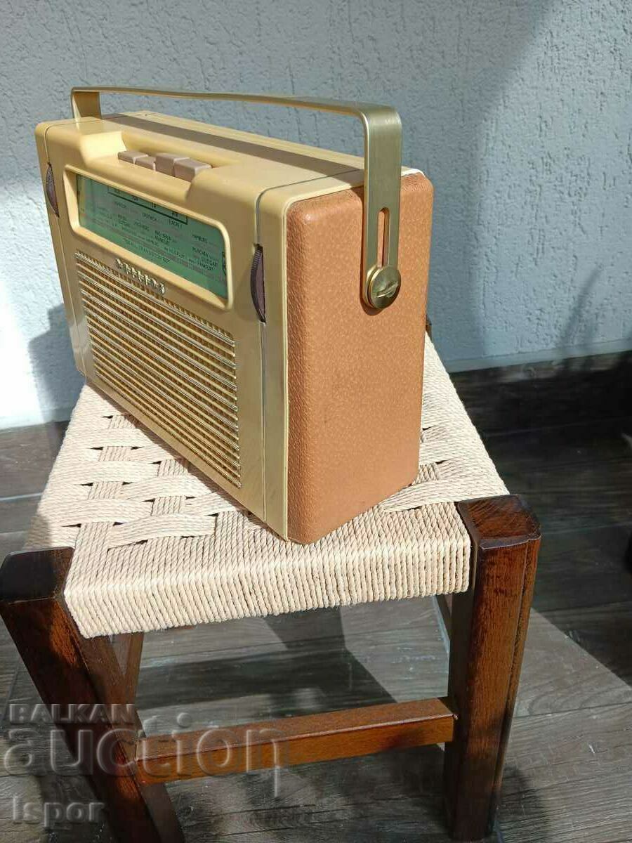 Livrarea PRIMUL RADIO TRANZISTOR L3X73T-03 Livrarea PRIMUL RADIO TRANZISTOR L3X73T-03