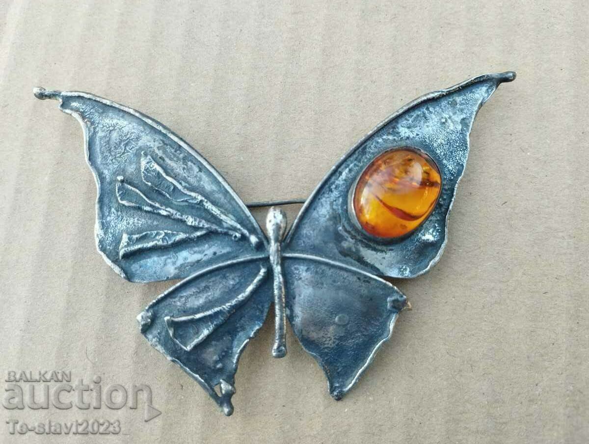 Стара сребърна брошка Пеперуда- сребро и кехлибар