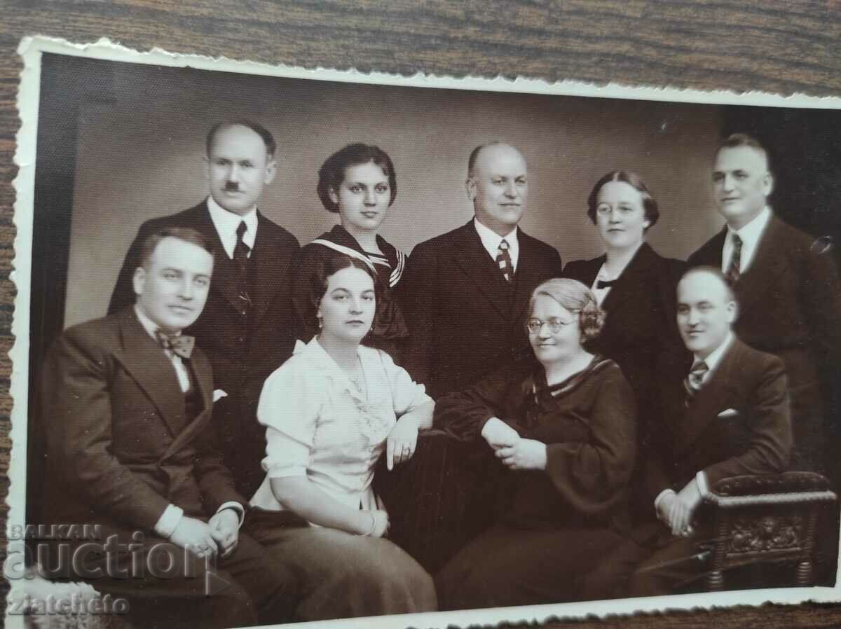 Old photo Kingdom of Bulgaria - Studio in Ruse with price 15.00 BGN | € 7.67 Old photo Kingdom of Bulgaria - Studio in Ruse with price 15.00 BGN | € 7.67