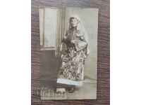 Παλαιά φωτογραφία Βασίλειο της Βουλγαρίας - Γυναίκα με λαϊκή φορεσιά