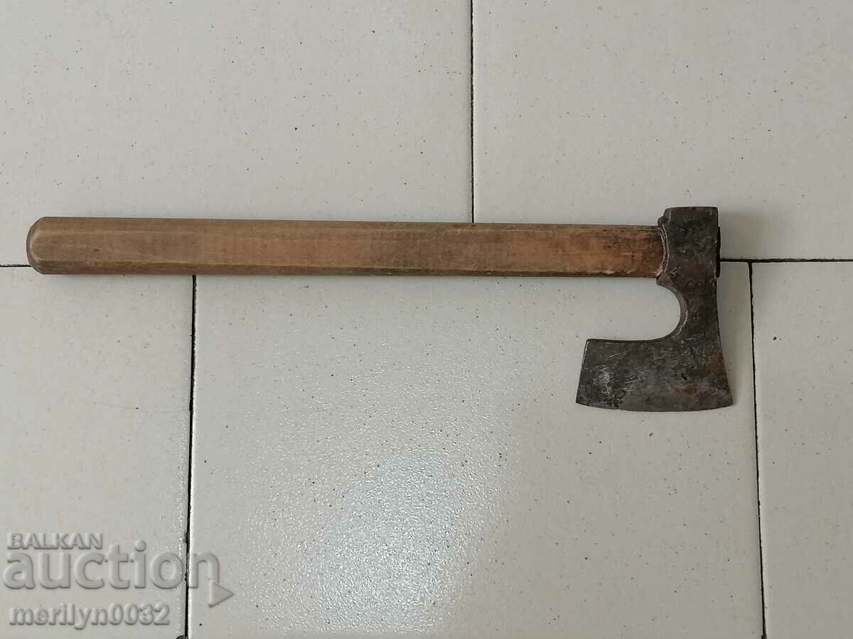 Old hatchet ax satyr ax sap with price 49.00 BGN | € 25.05 Old hatchet ax satyr ax sap with price 49.00 BGN | € 25.05