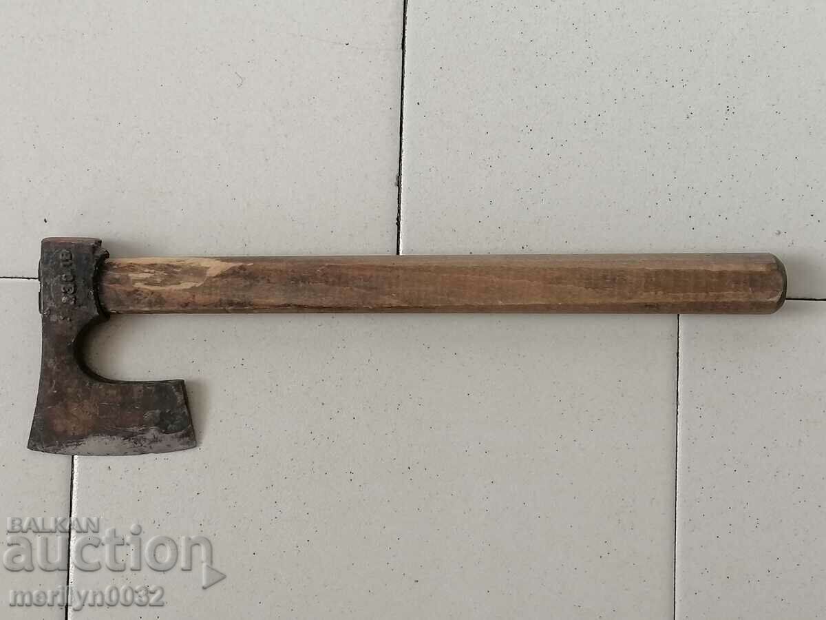 Auction Old hatchet ax satyr ax sap Auction Old hatchet ax satyr ax sap