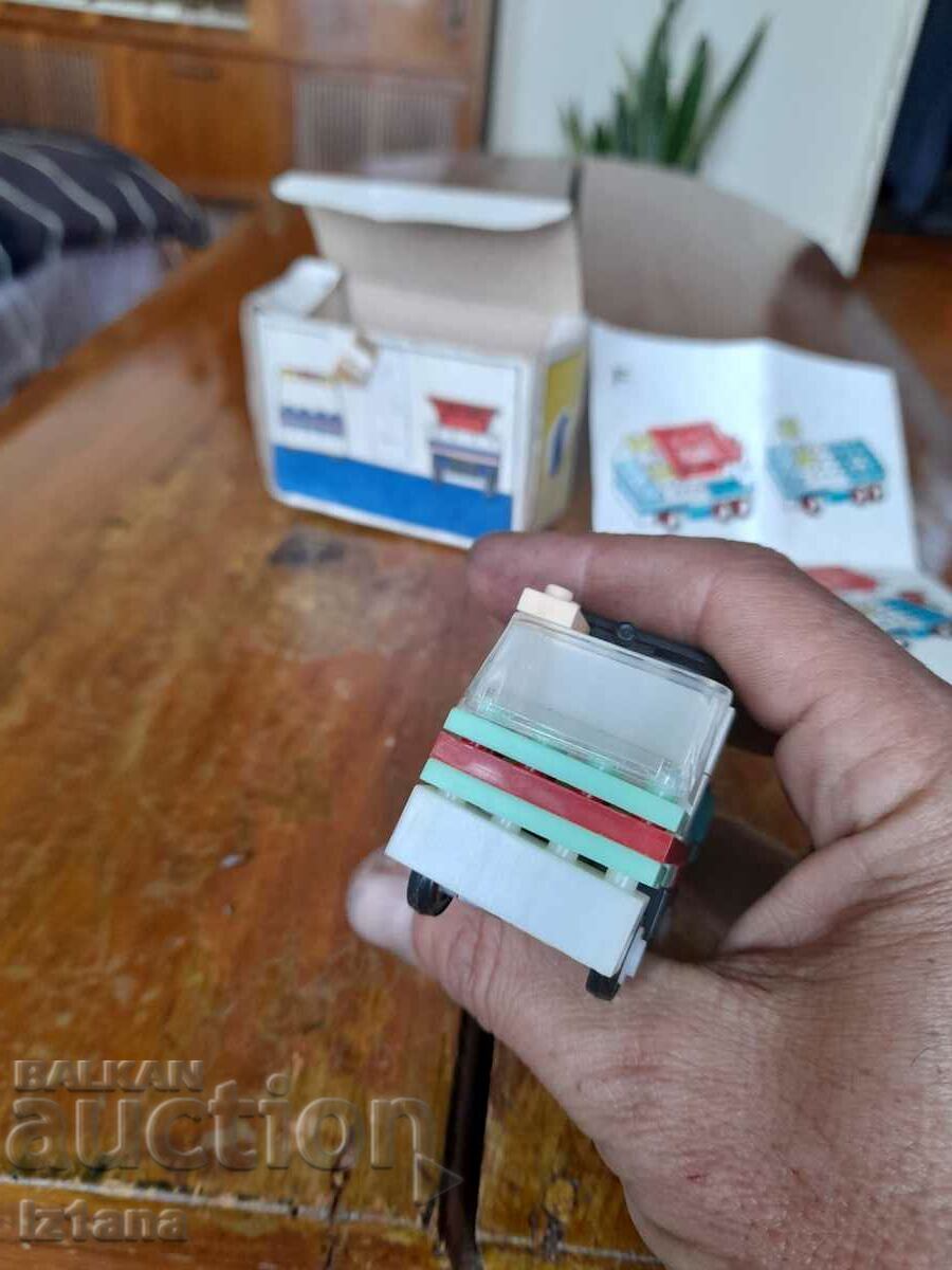 Παλιό παιχνίδι φορτηγό, φορτηγό - 5 Παλιό παιχνίδι φορτηγό, φορτηγό - 5