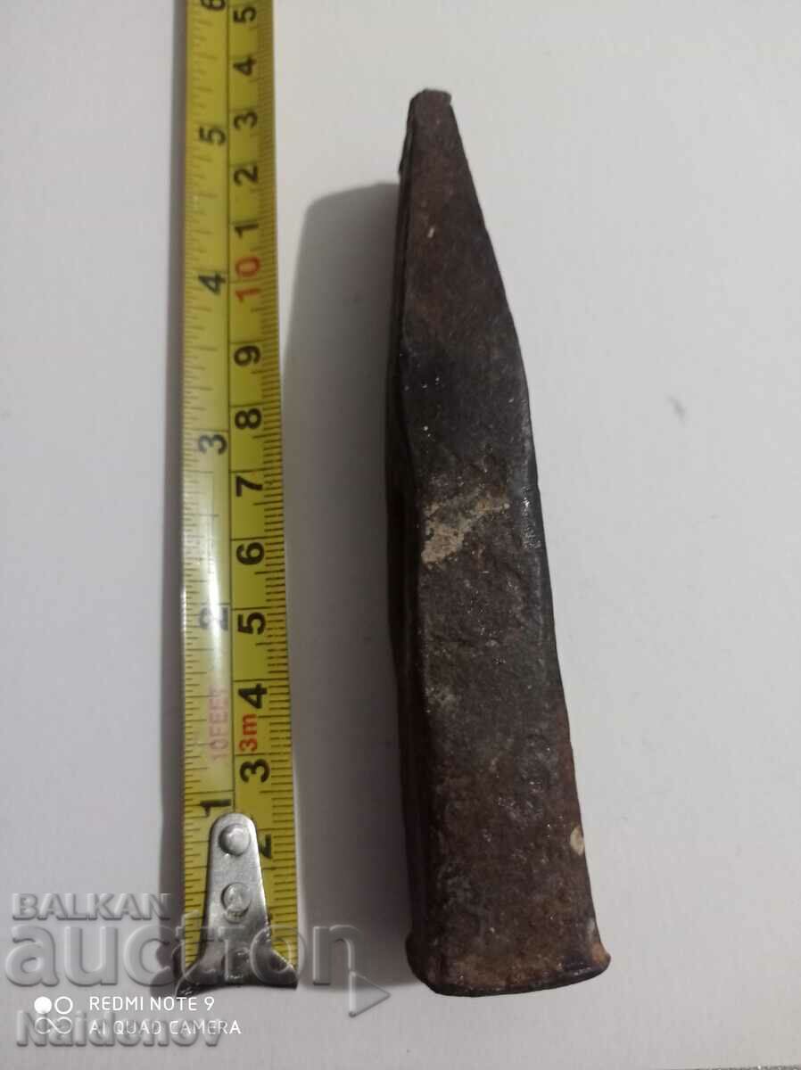 Σφυρί από τη σόκα με τιμή 20.00 BGN | € 10.23 Σφυρί από τη σόκα με τιμή 20.00 BGN | € 10.23