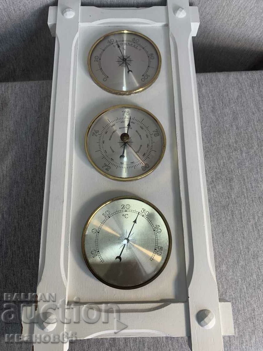barometer thermometer and hygrometer