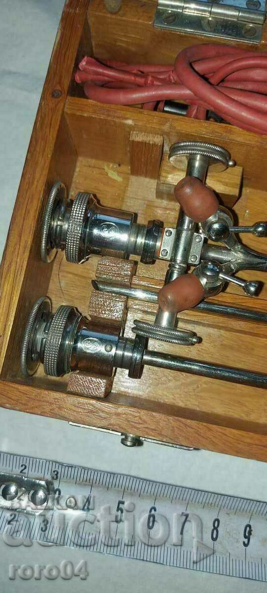 Delivery of CYSTOSCOPE - ZEIS - KOLLMORGEN - SASS WOLF & CO