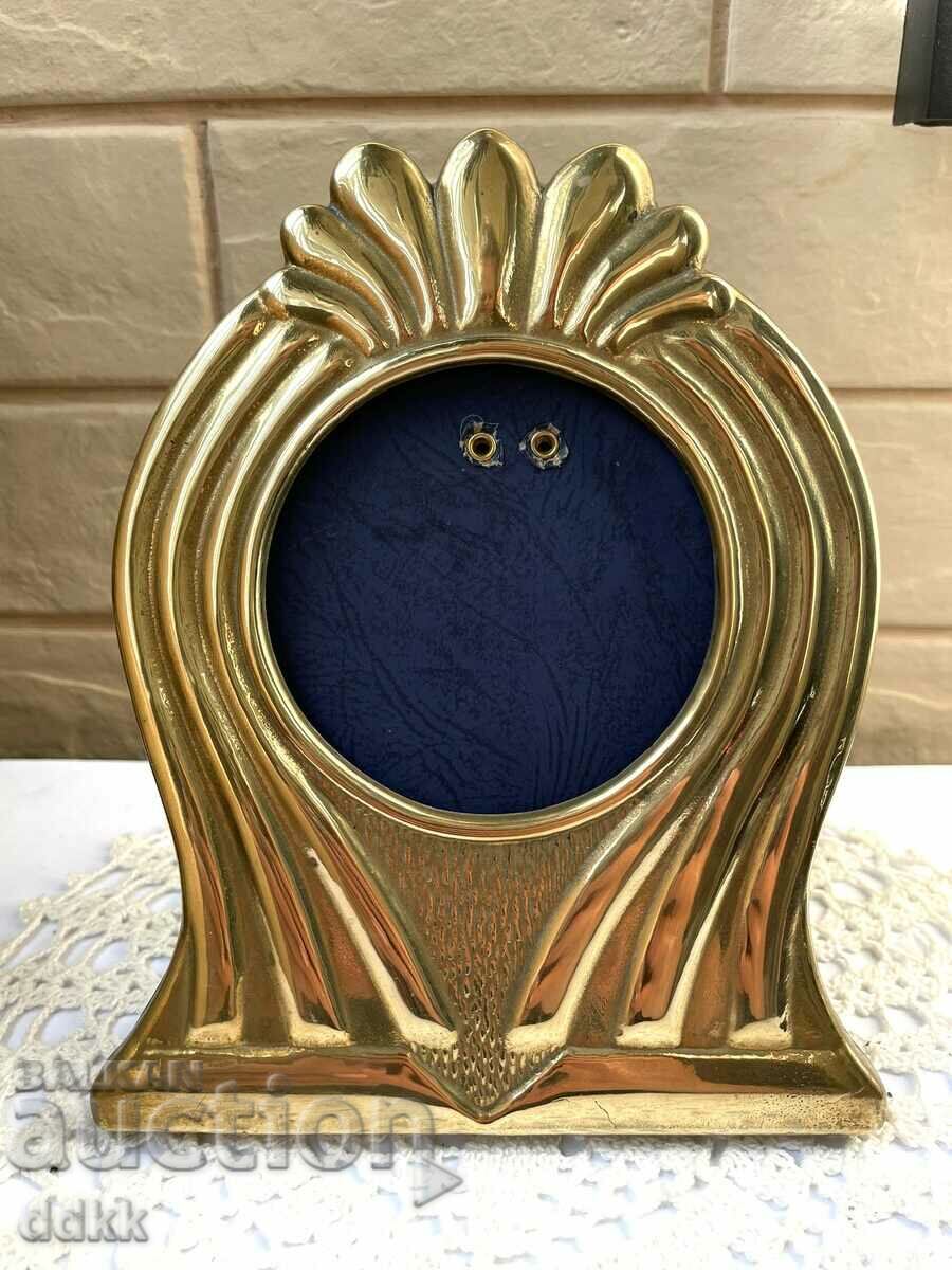 A beautiful brass picture frame from England