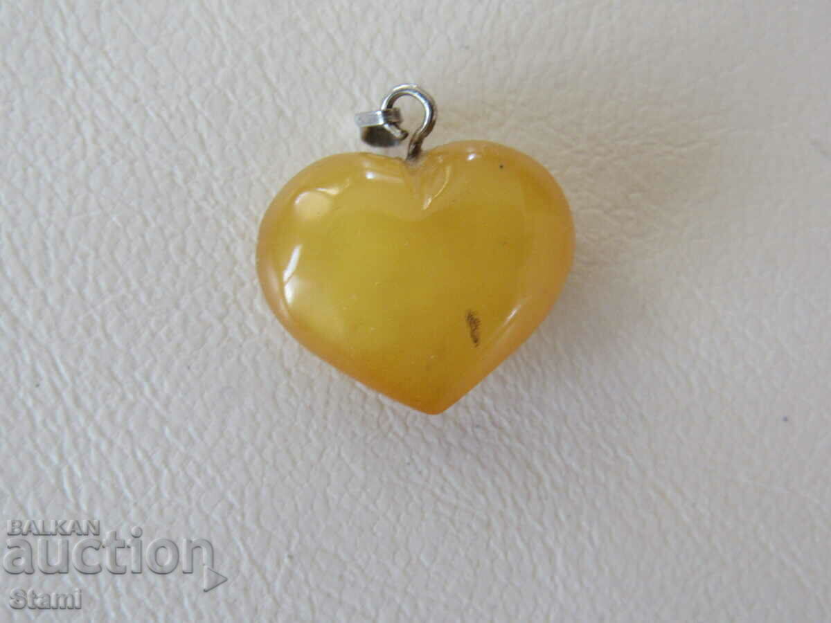 Auction Necklace - heart of premium Baltic amber Auction Necklace - heart of premium Baltic amber