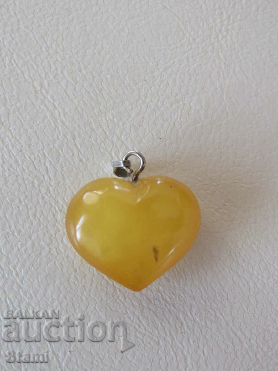 Necklace - heart of premium Baltic amber