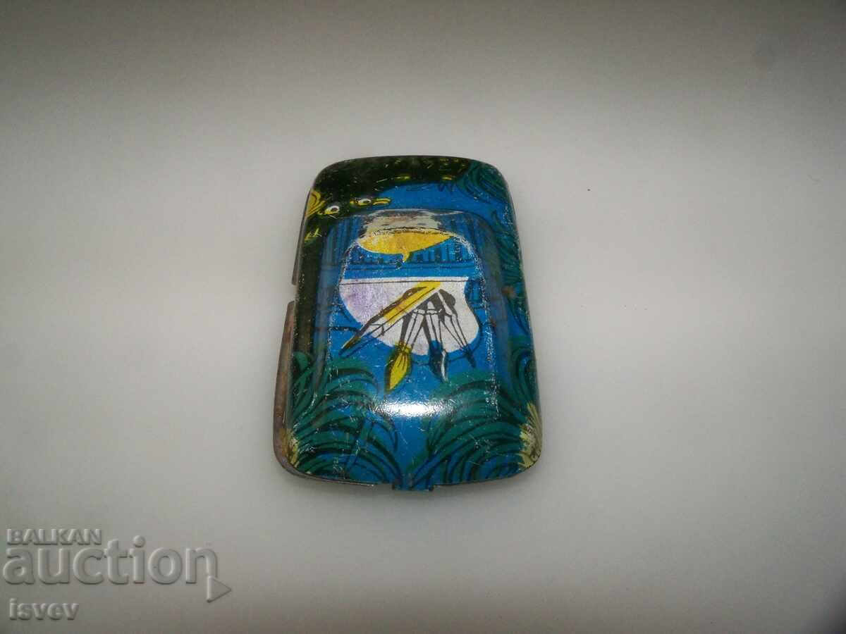 Δημοπρασία Ένα παλιό κοινωνικό τρόλεϊ από τσίγκινο κατασκευασμένο στην ΕΣΣΔ