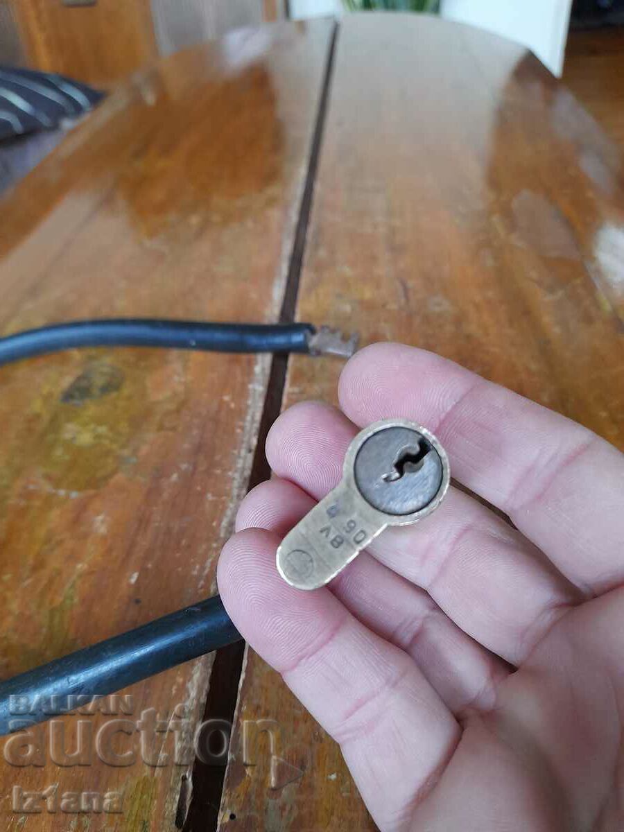 Auction Old bicycle secret Auction Old bicycle secret