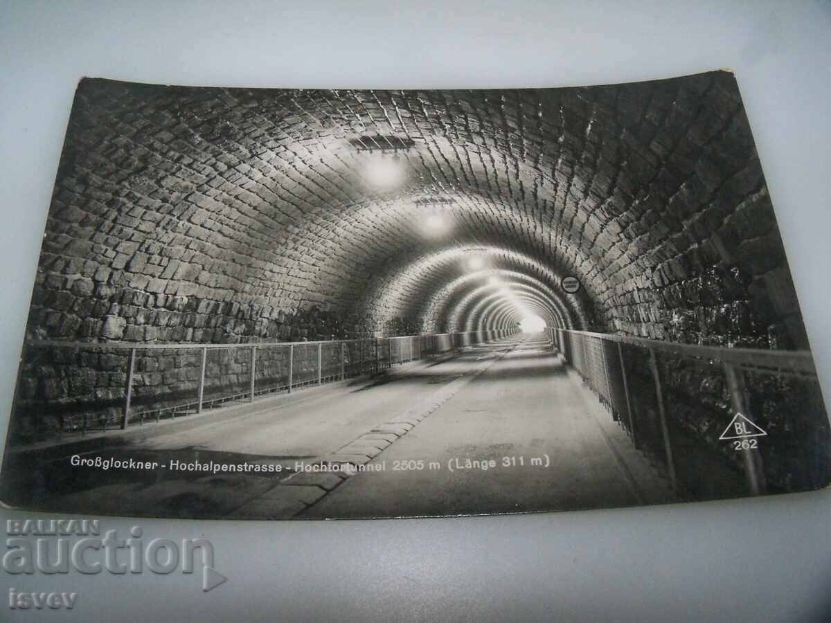 Livrarea Veche carte poștală austriacă a unui tunel pe un drum alpin înalt Livrarea Veche carte poștală austriacă a unui tunel pe un drum alpin înalt