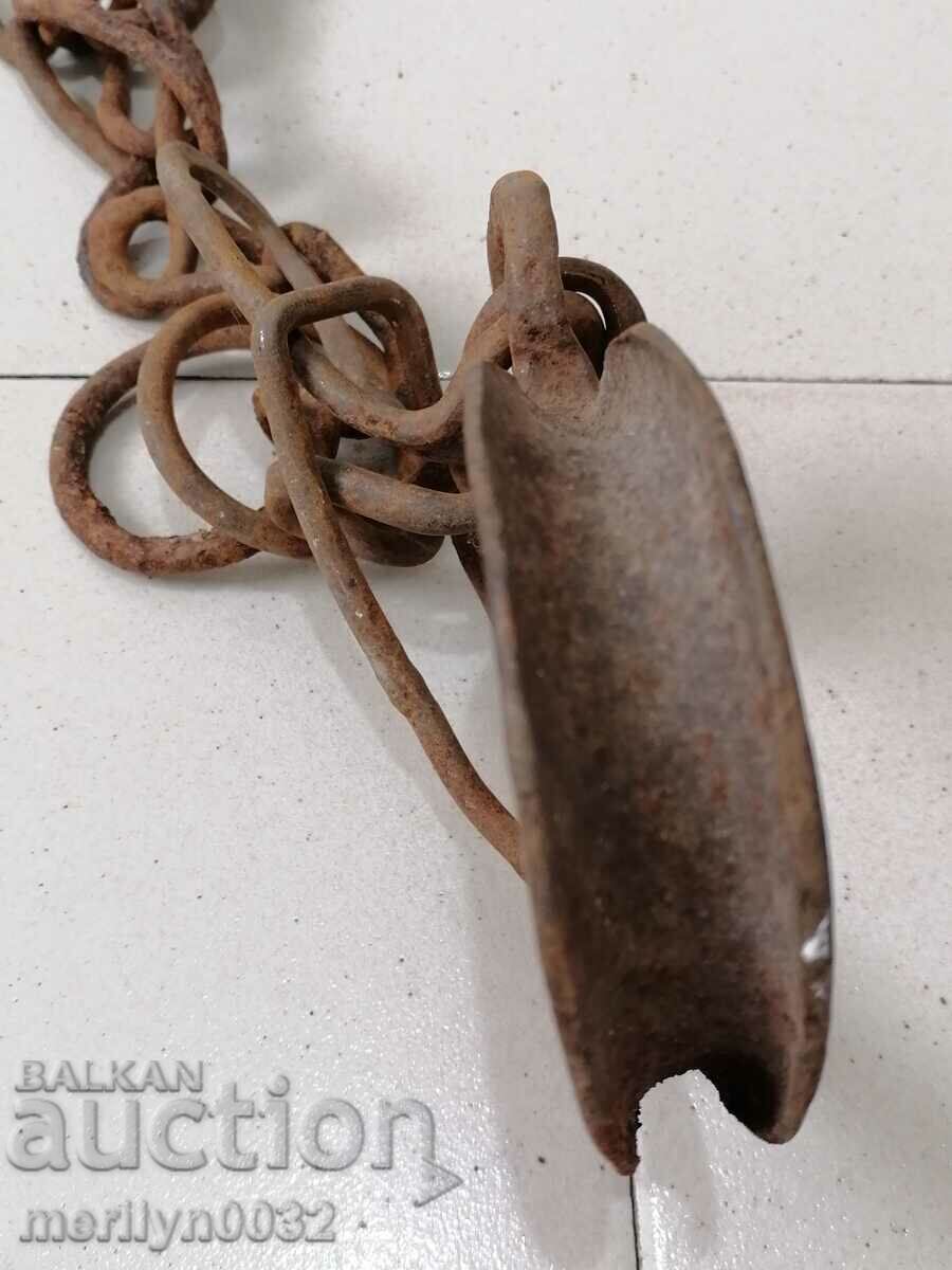 Delivery of Shackles, fetters, shackles, handcuffs, chain, wrought iron Delivery of Shackles, fetters, shackles, handcuffs, chain, wrought iron