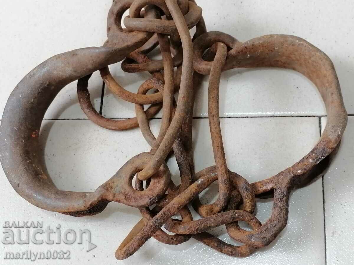 Shackles, fetters, shackles, handcuffs, chain, wrought iron - 6 Shackles, fetters, shackles, handcuffs, chain, wrought iron - 6