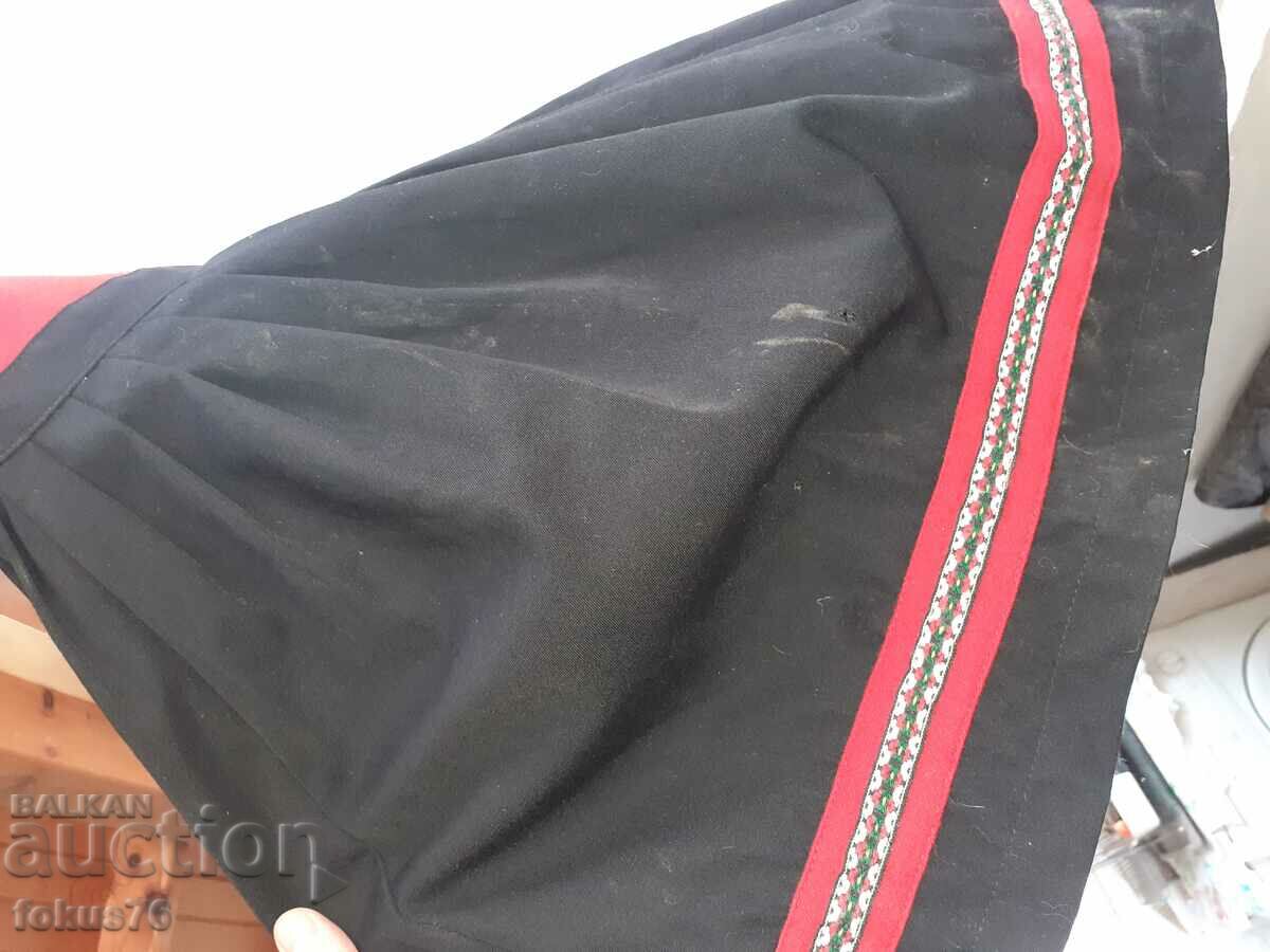 Аукцион Автентичен стар детски сукман от носия Аукцион Автентичен стар детски сукман от носия