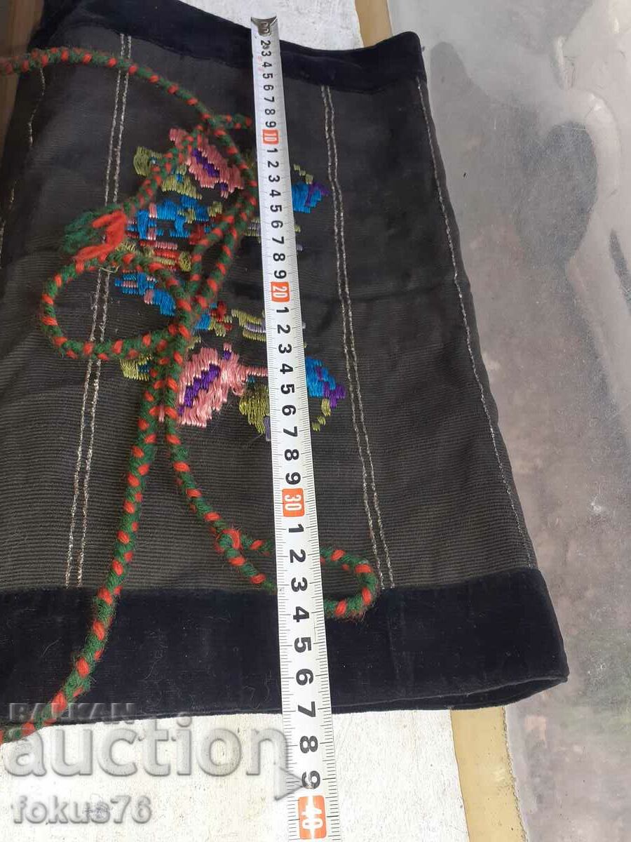 Authentic old apron with costume embroidery - 7