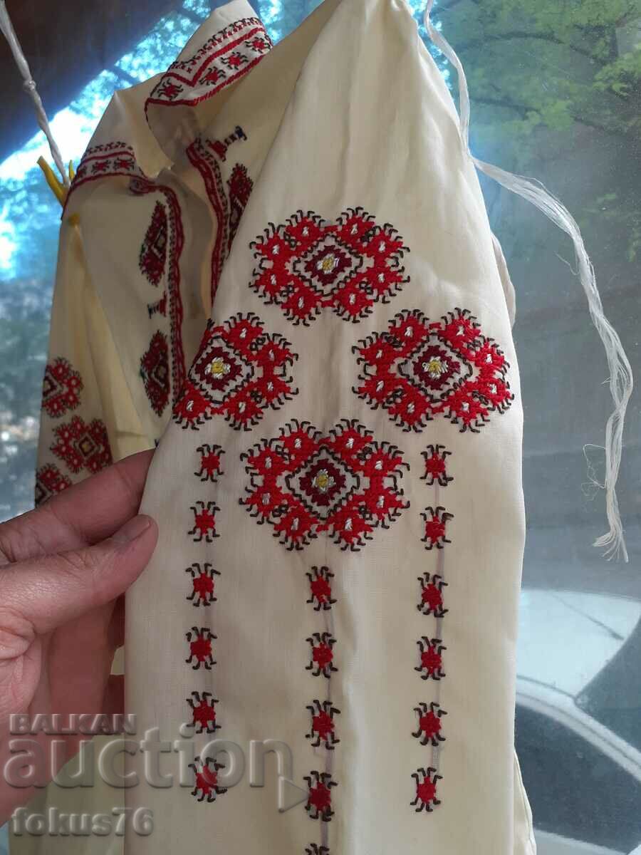 Lovely summer shirt for girl from costume, embroidery with price 80.00 BGN | € 40.90 Lovely summer shirt for girl from costume, embroidery with price 80.00 BGN | € 40.90