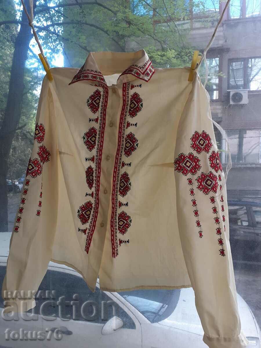 Auction Lovely summer shirt for girl from costume, embroidery Auction Lovely summer shirt for girl from costume, embroidery