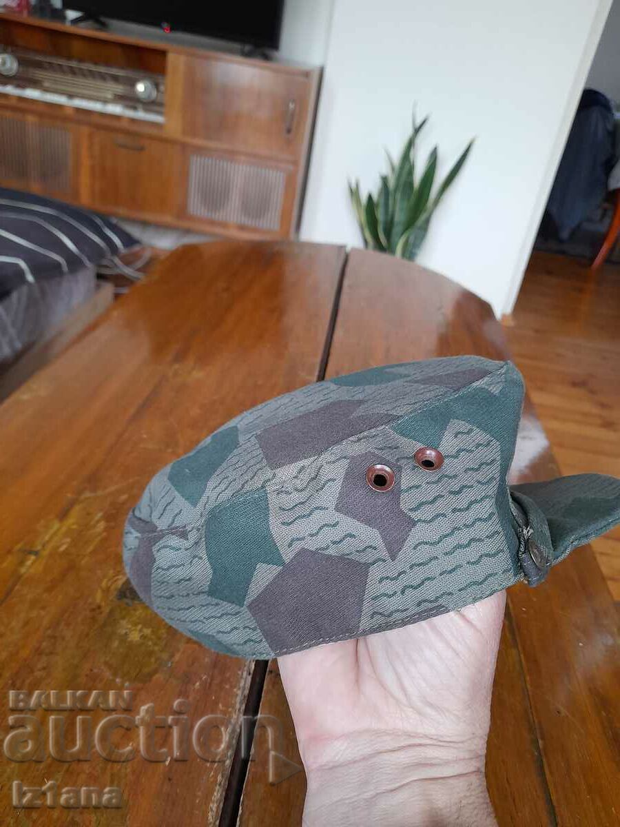 Auction  Camouflage hat, camouflage