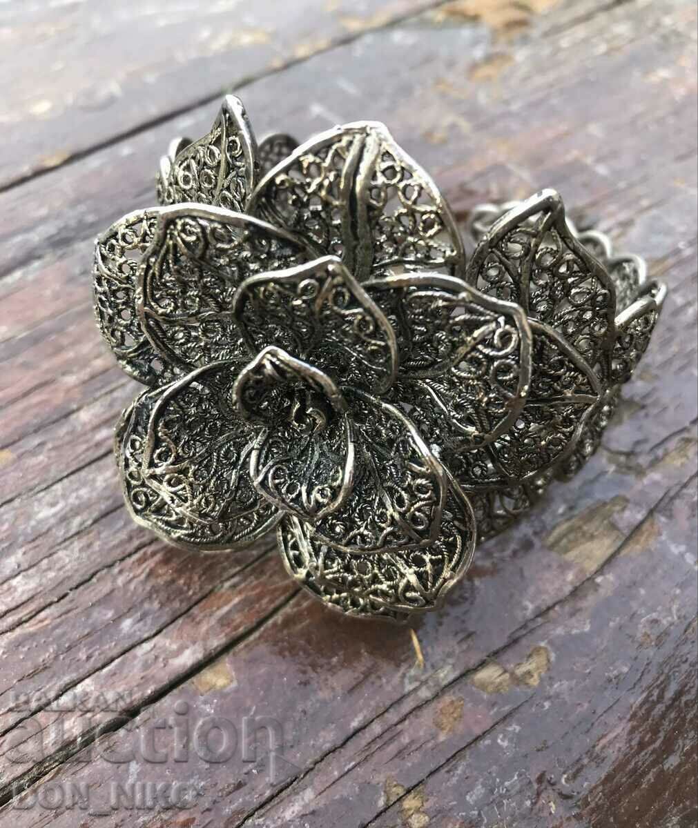 Βραχιόλι φιλιγκράν με τιμή 150.00 BGN | € 76.69 Βραχιόλι φιλιγκράν με τιμή 150.00 BGN | € 76.69