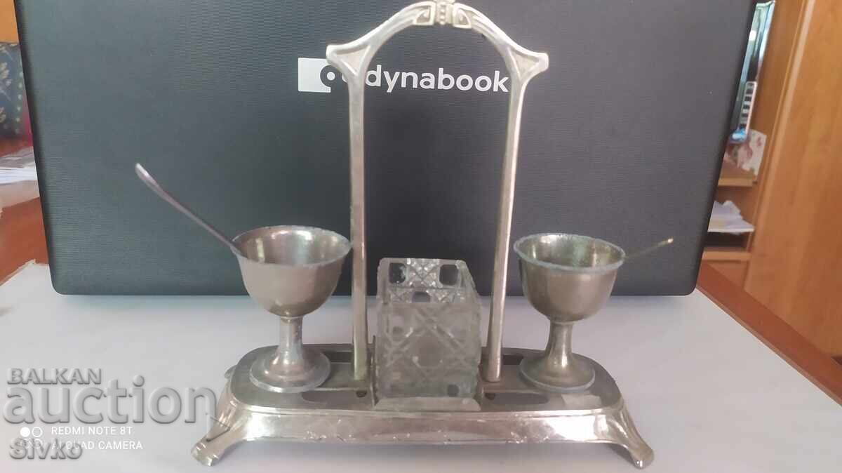 Antique seasoning set Antique seasoning set