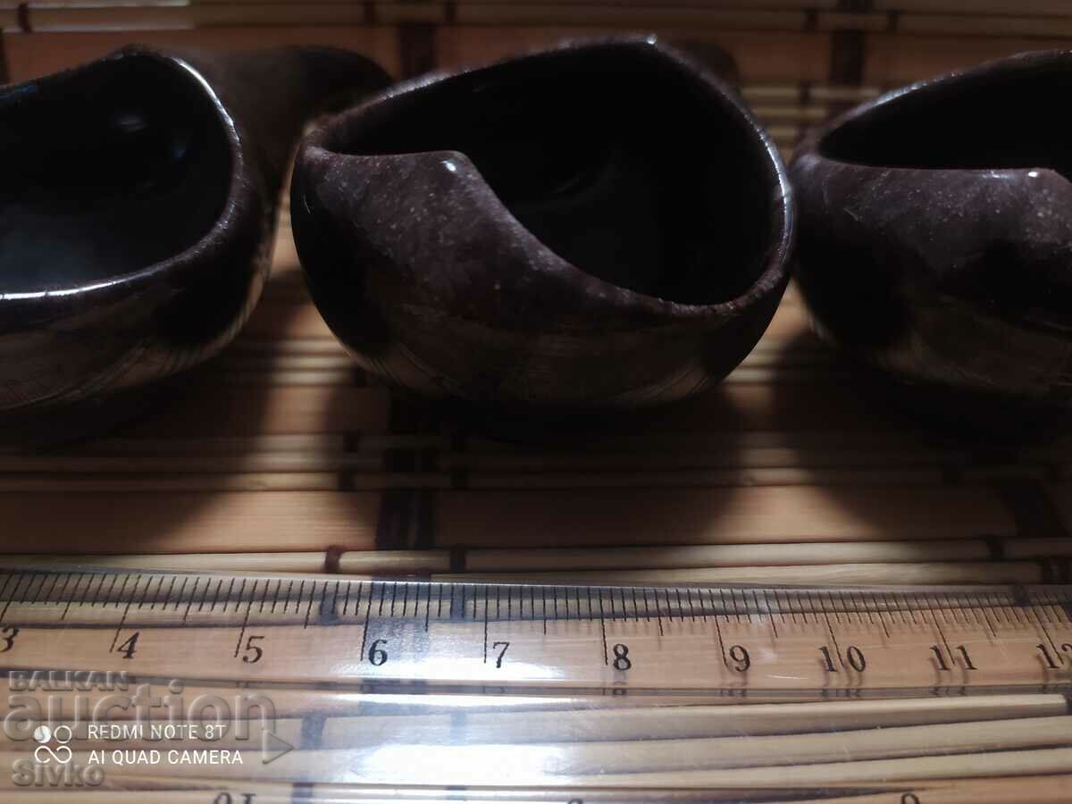 Auction Ceramic cups Auction Ceramic cups