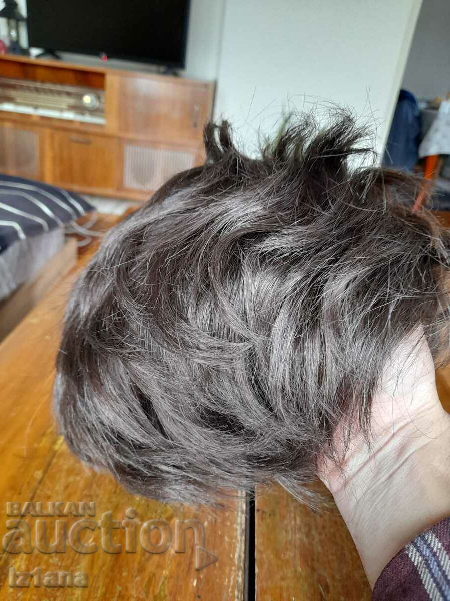An old wig with price 22.00 BGN | € 11.25 An old wig with price 22.00 BGN | € 11.25