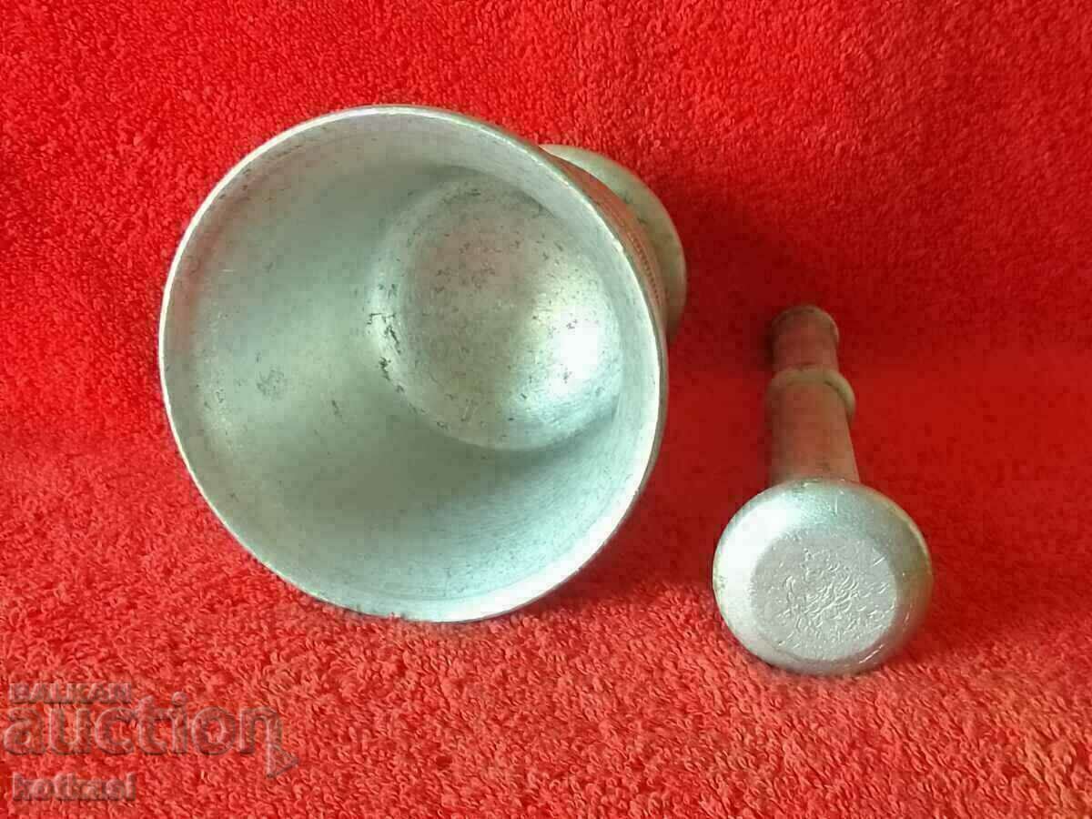 Auction Old mortar made of white metal bronze aluminum mortar Auction Old mortar made of white metal bronze aluminum mortar