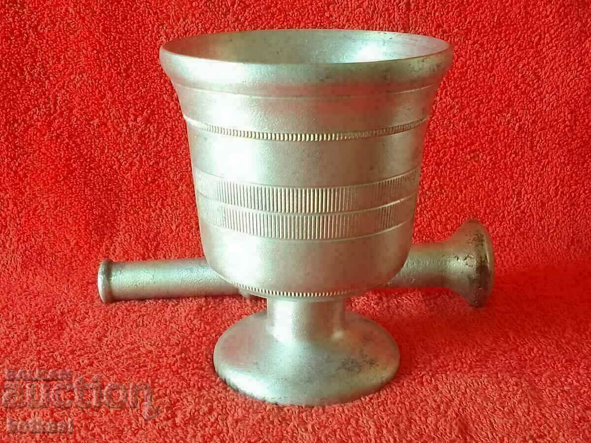 Old mortar made of white metal bronze aluminum mortar - 6 Old mortar made of white metal bronze aluminum mortar - 6