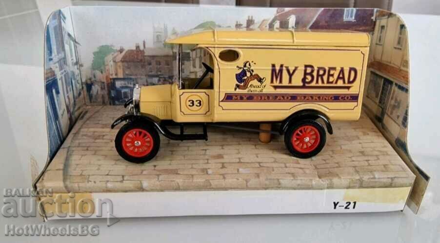 Delivery of Matchbox Yesteryear England Y-21/5 from 1985. Delivery of Matchbox Yesteryear England Y-21/5 from 1985.